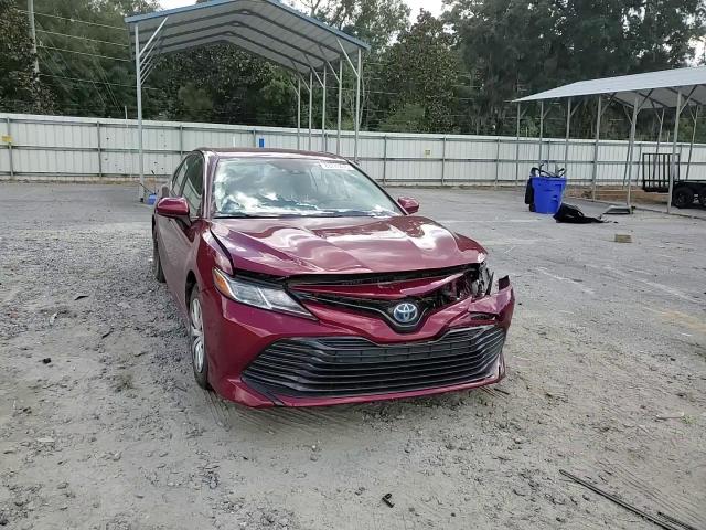 2018 Toyota Camry Le VIN: 4T1B31HK2JU505961 Lot: 83773475