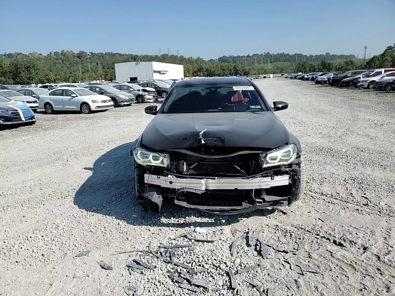 Фото: WBSFV9C55FD594702