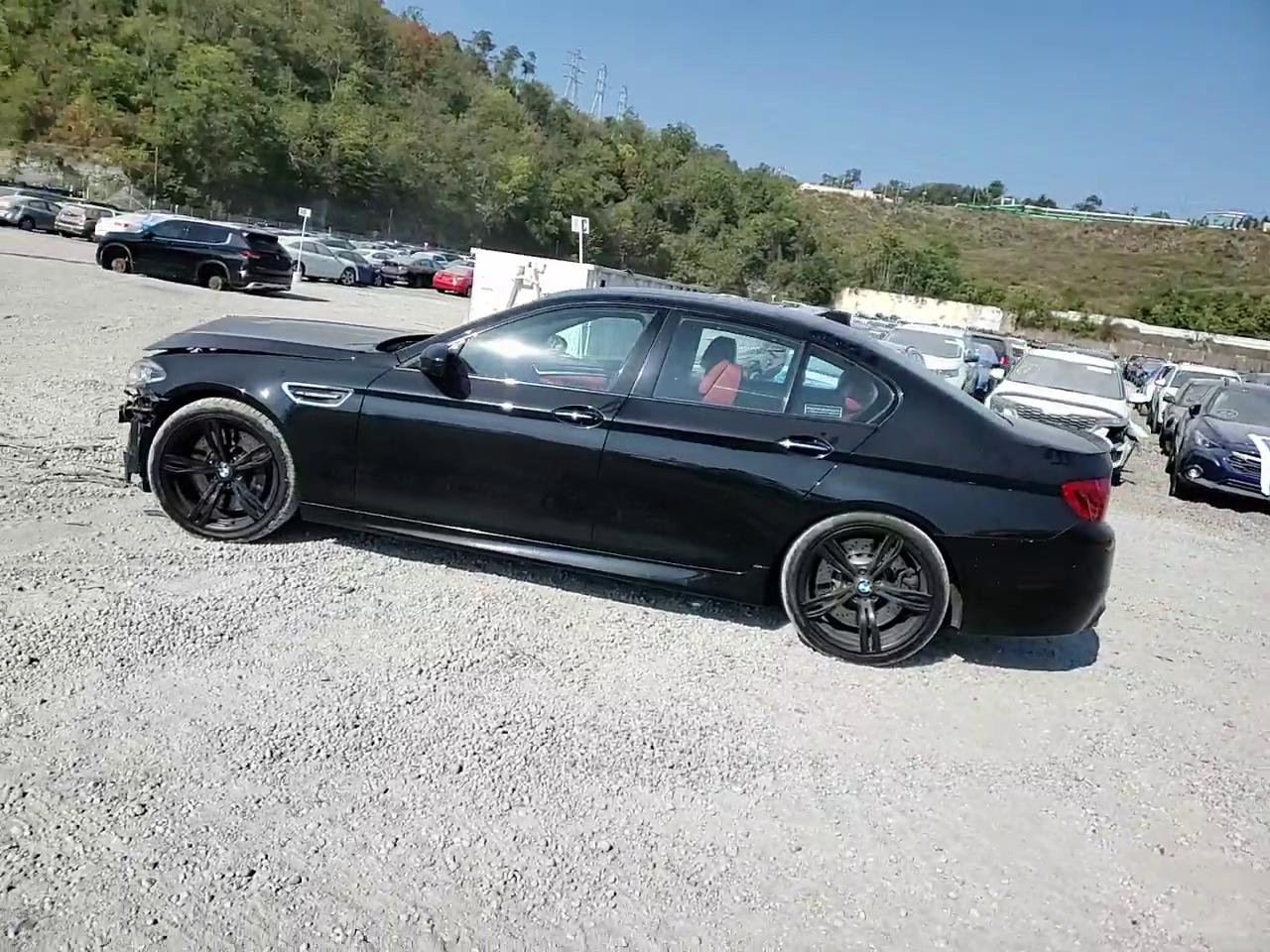 Фото: WBSFV9C55FD594702