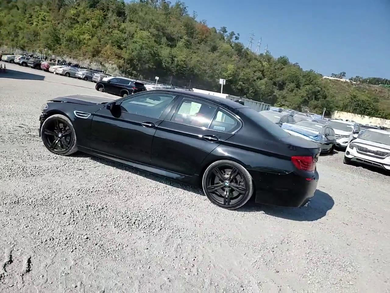 Фото: WBSFV9C55FD594702