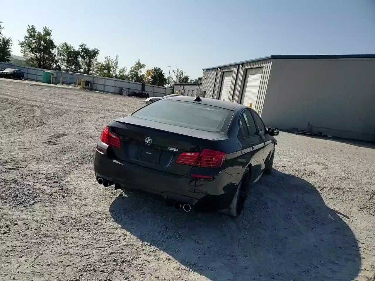 Фото: WBSFV9C55FD594702