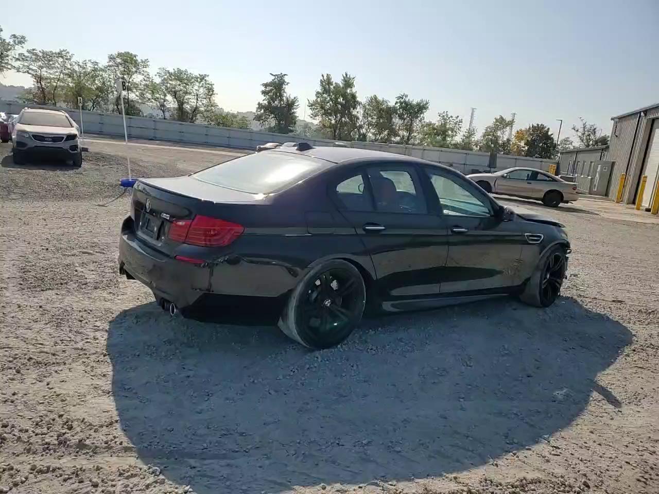 Фото: WBSFV9C55FD594702