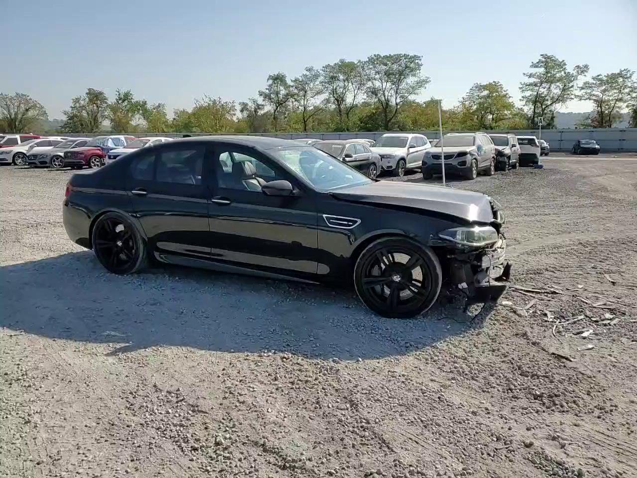 Фото: WBSFV9C55FD594702