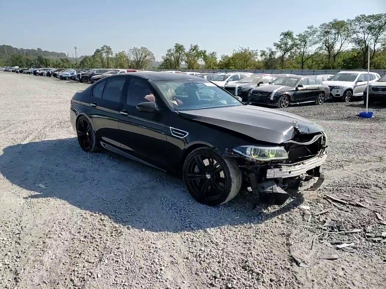 Фото: WBSFV9C55FD594702