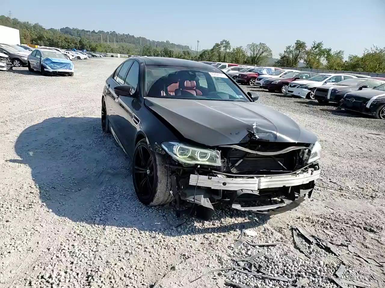 Фото: WBSFV9C55FD594702