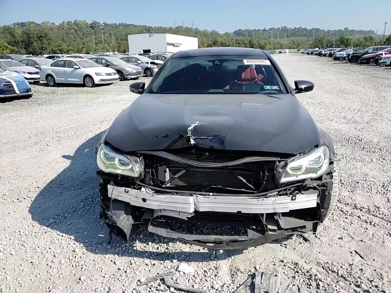 Фото: WBSFV9C55FD594702