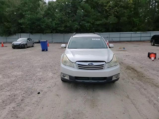 2011 Subaru Outback 2.5I Premium VIN: 4S4BRCCC8B3375105 Lot: 81381525