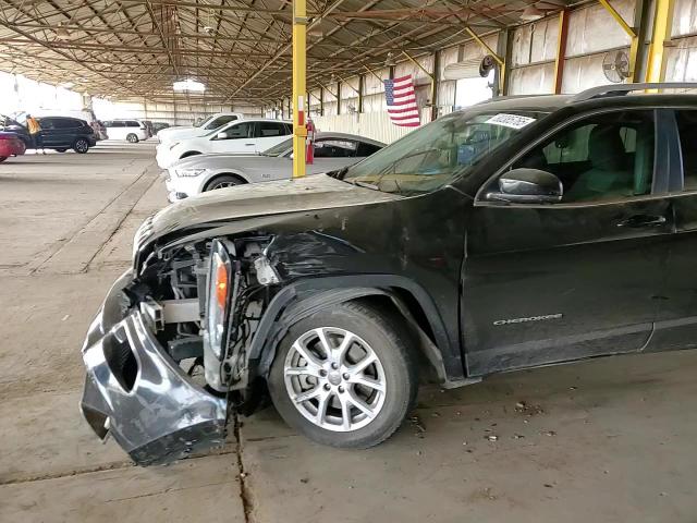 2017 Jeep Cherokee Latitude VIN: 1C4PJLCS8HW663352 Lot: 80385765