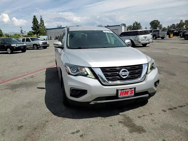 2019 Nissan Pathfinder S VIN: 5N1DR2MN1KC621074 Lot: 80511365