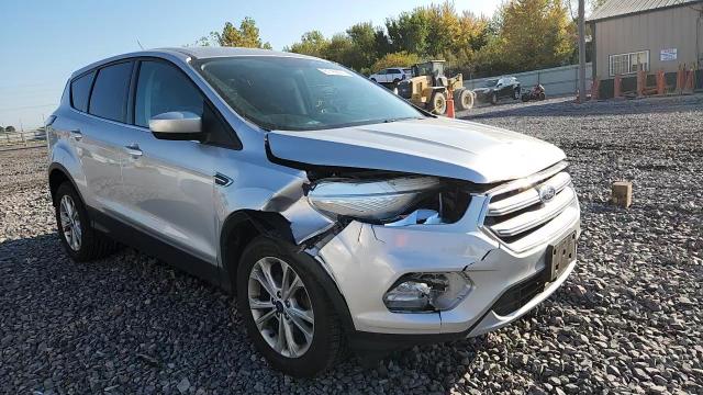 2017 Ford Escape Se VIN: 1FMCU0GD2HUD49929 Lot: 81189005