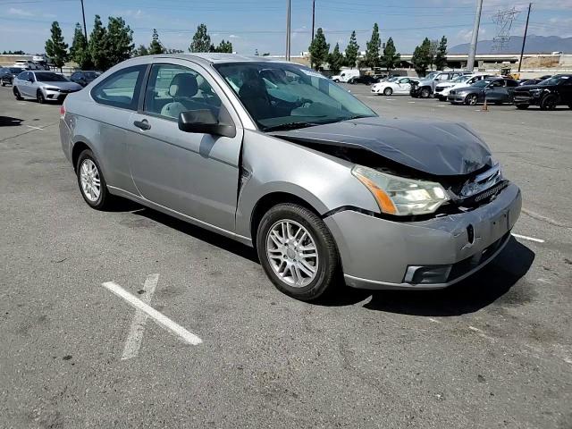 2008 Ford Focus Se VIN: 1FAHP33N38W118727 Lot: 81333375