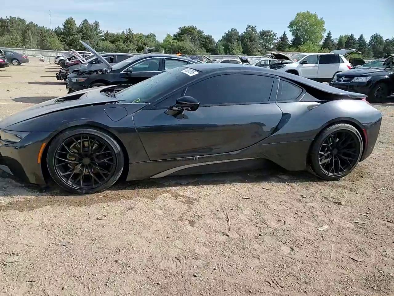 Фото: WBY2Z2C5XFV392089