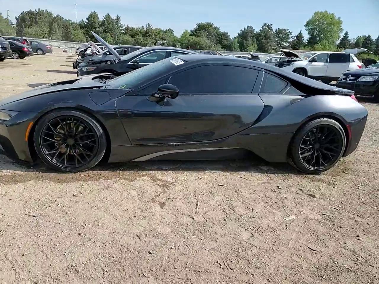 Фото: WBY2Z2C5XFV392089