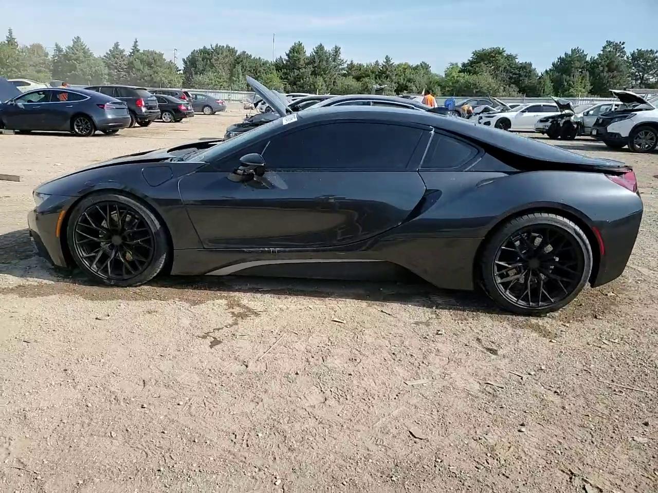 Фото: WBY2Z2C5XFV392089