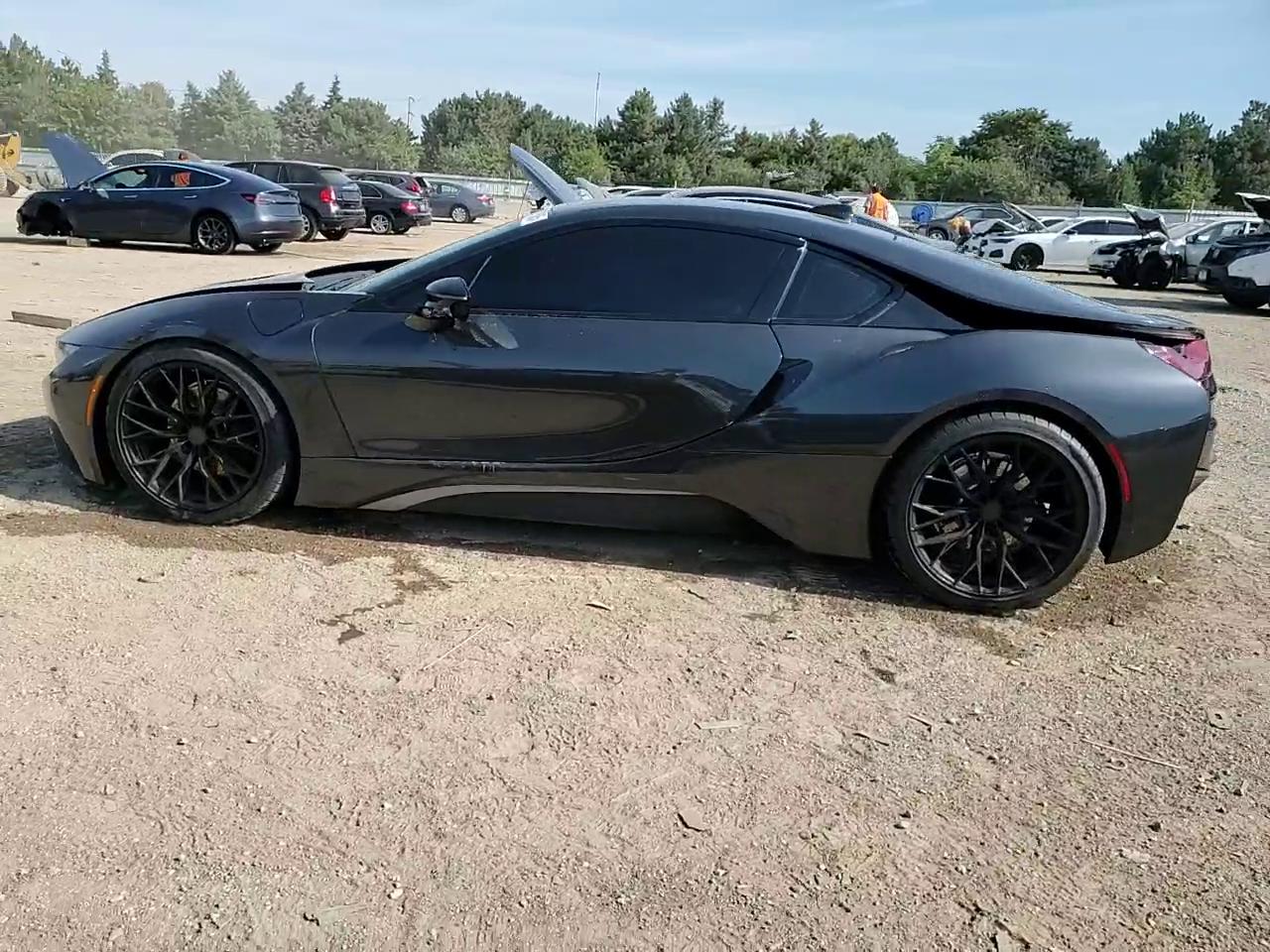 Фото: WBY2Z2C5XFV392089