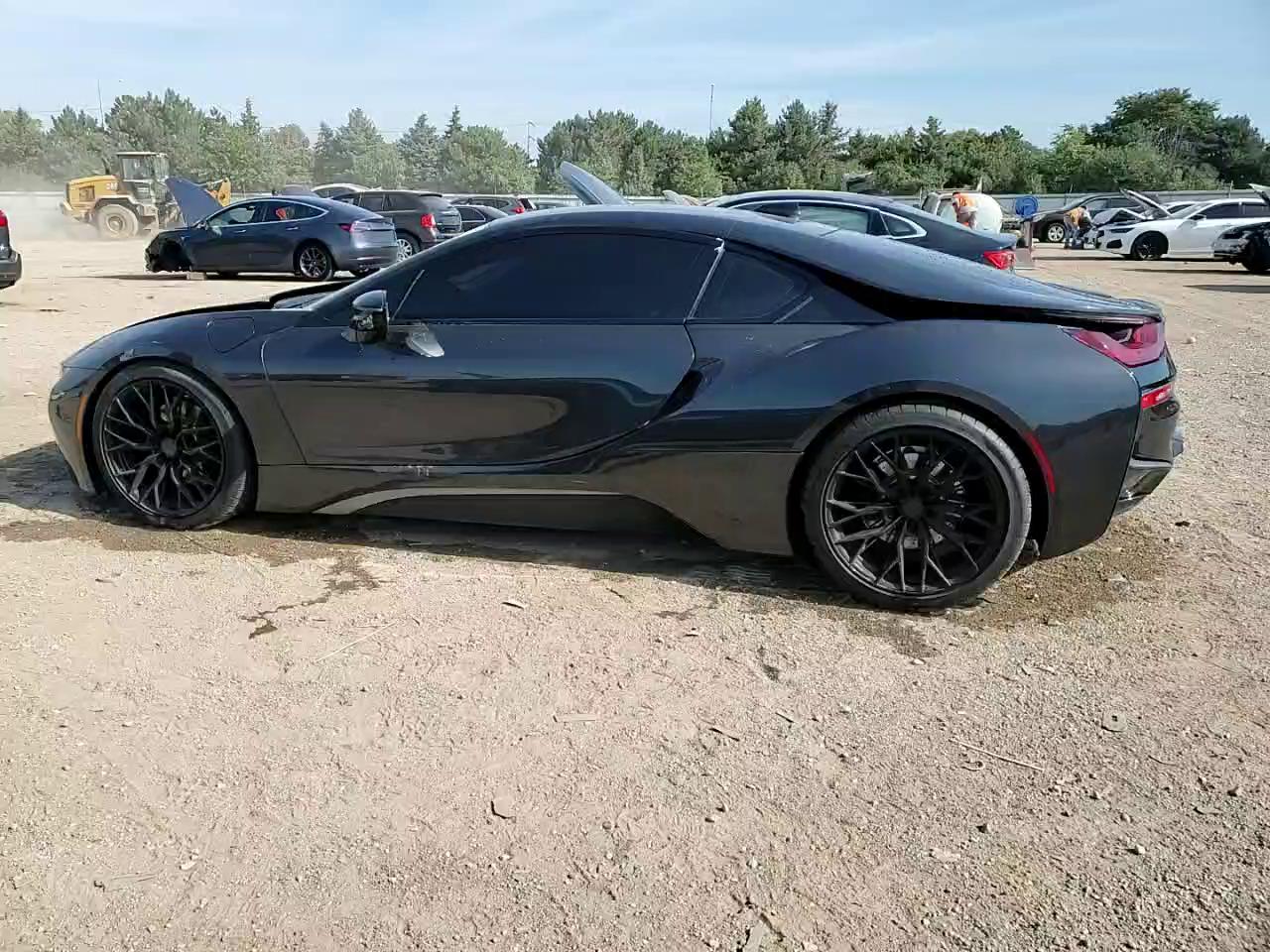 Фото: WBY2Z2C5XFV392089