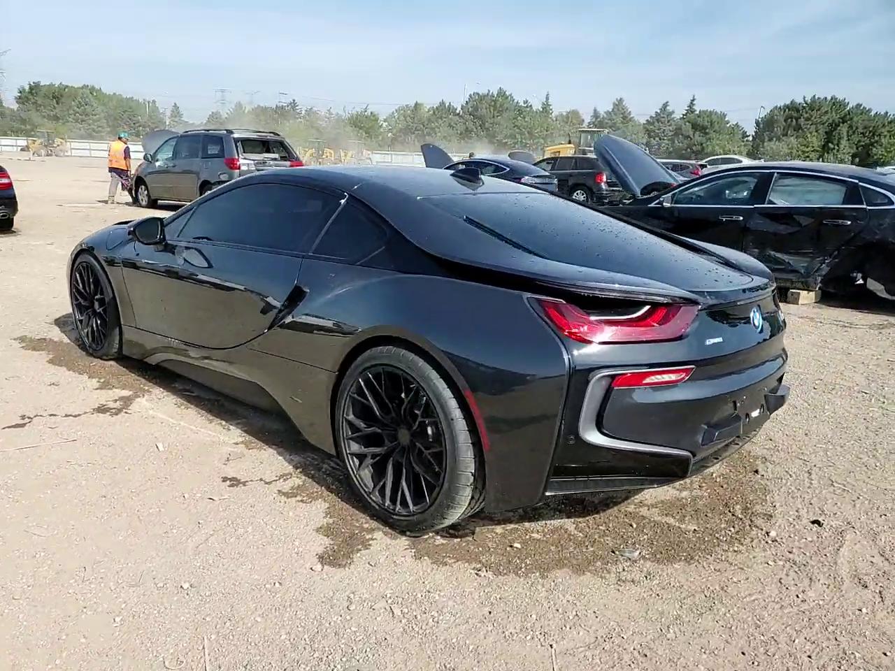 Фото: WBY2Z2C5XFV392089