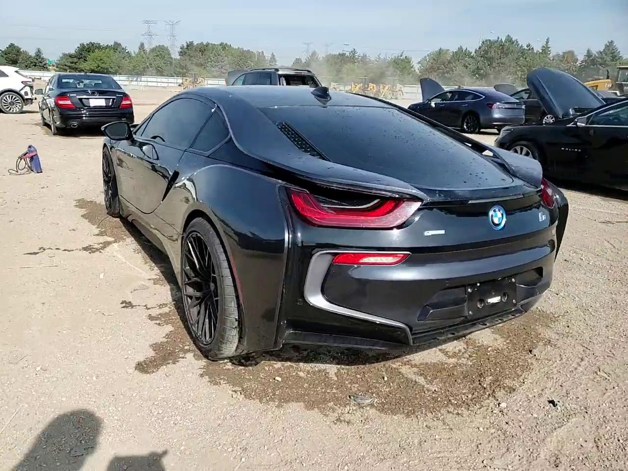 Фото: WBY2Z2C5XFV392089