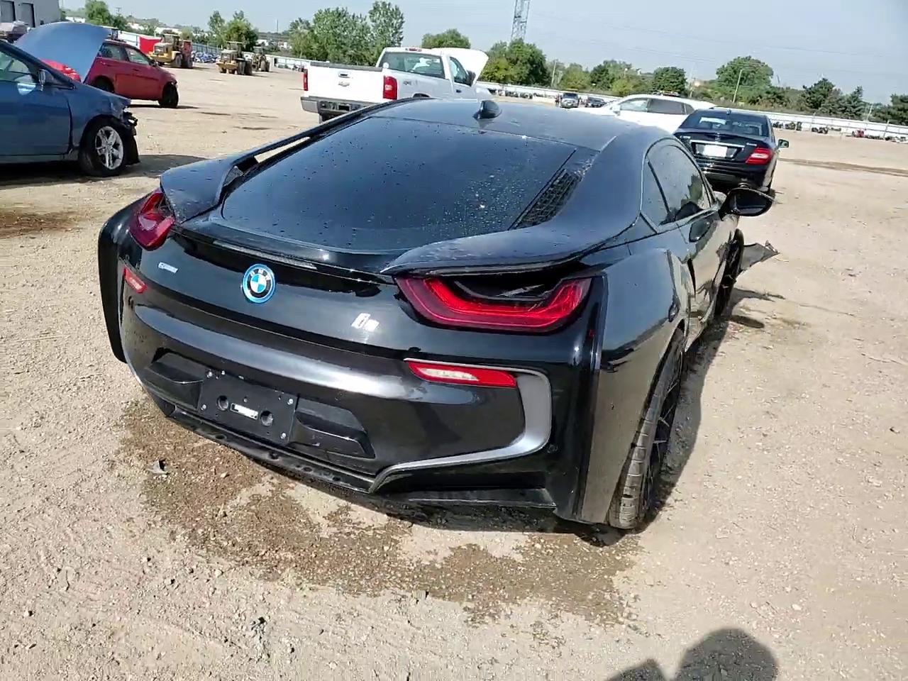 Фото: WBY2Z2C5XFV392089