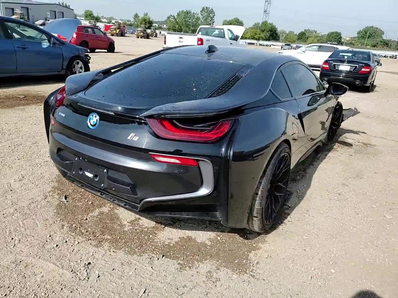 Фото: WBY2Z2C5XFV392089