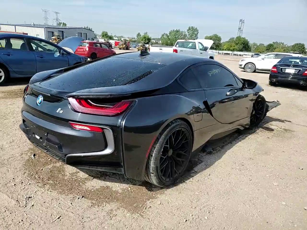 Фото: WBY2Z2C5XFV392089