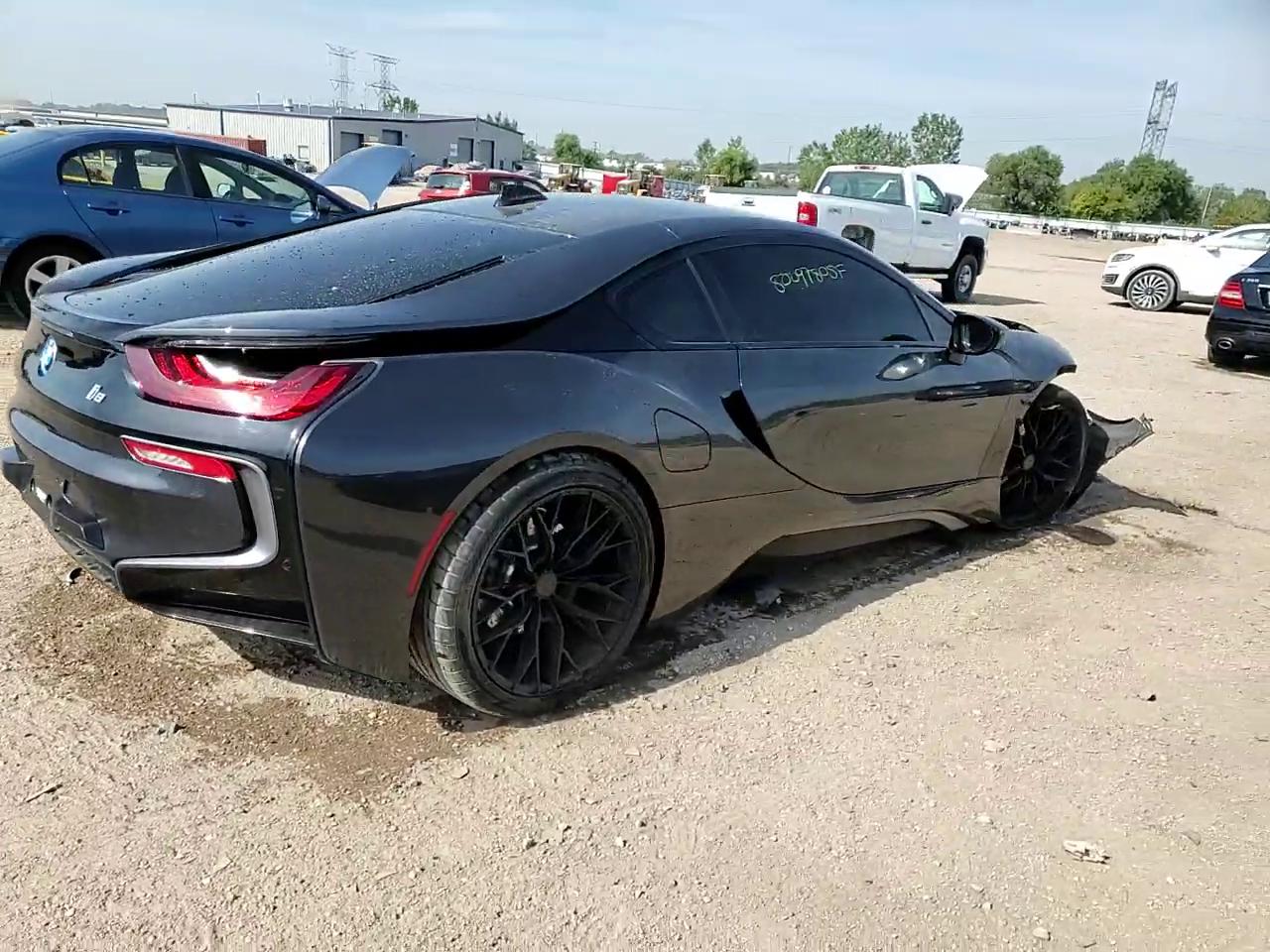 Фото: WBY2Z2C5XFV392089