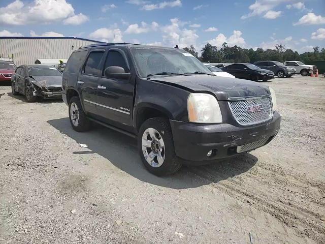 2011 GMC Yukon Denali VIN: 1GKS2EEF2BR136677 Lot: 70826175