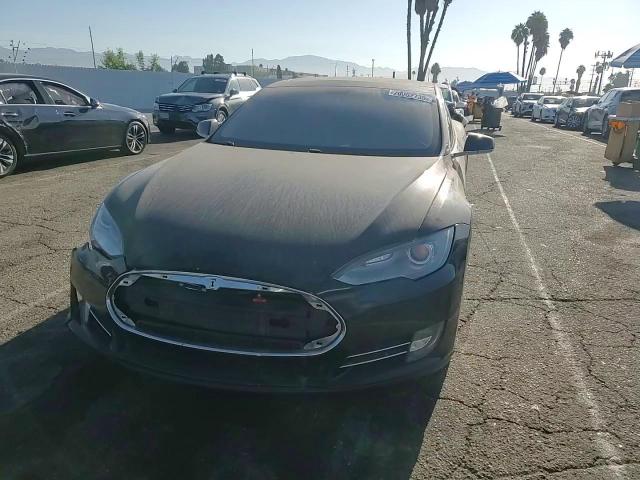 2013 Tesla Model S VIN: 5YJSA1CG4DFP16122 Lot: 70952735