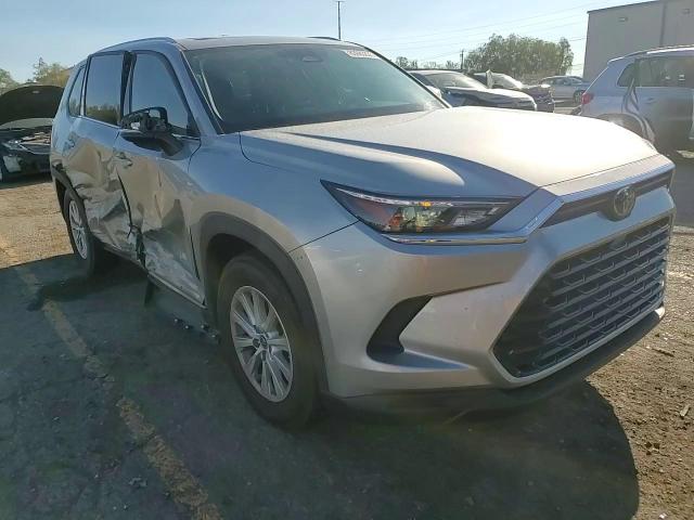 2024 Toyota Grand Highlander Xle VIN: 5TDAAAA5XRS006643 Lot: 83983835