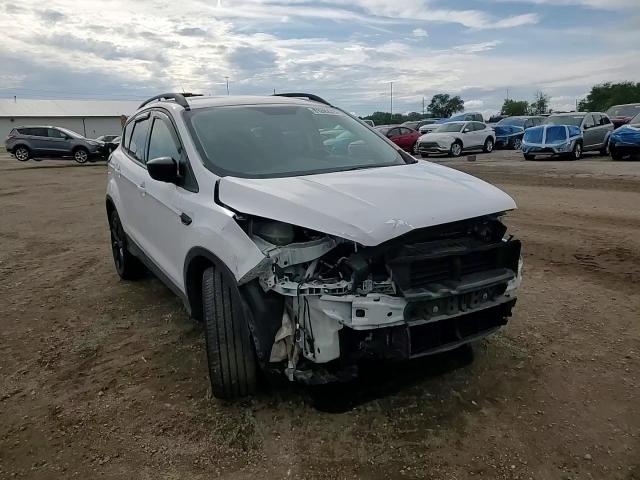2018 Ford Escape Se VIN: 1FMCU9GD1JUD50645 Lot: 81245575