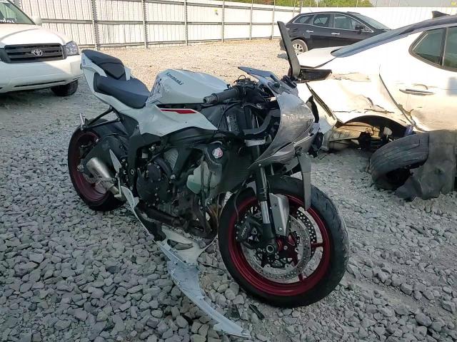 2025 Kawasaki Zx636 K VIN: JKBZXJK17SA010655 Lot: 80261115
