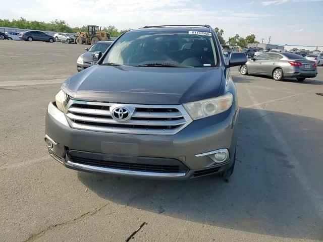 2011 Toyota Highlander Base VIN: 5TDZK3EH8BS024497 Lot: 81783365