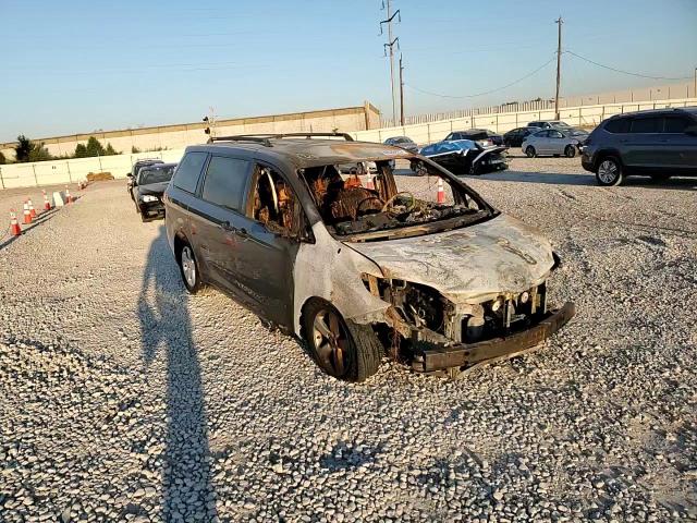 2011 Toyota Sienna VIN: 5TDZK3DCXBS082066 Lot: 80526625