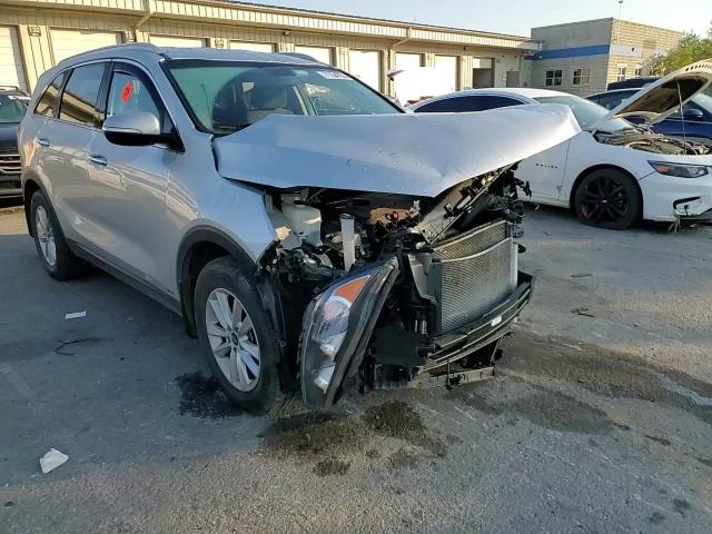 2019 Kia Sorento L VIN: 5XYPGDA34KG438074 Lot: 71154705
