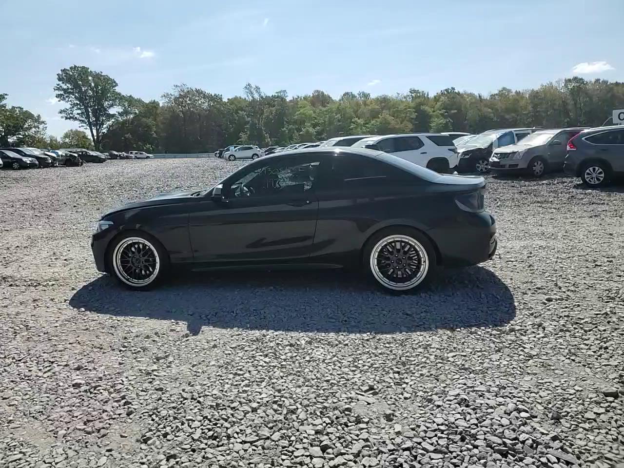 Фото: WBA1J7C50GV359179