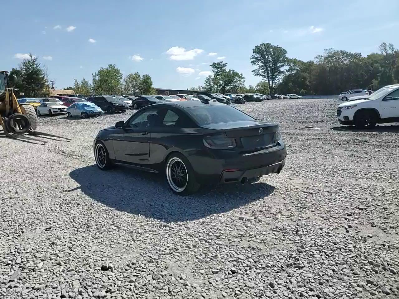 Фото: WBA1J7C50GV359179