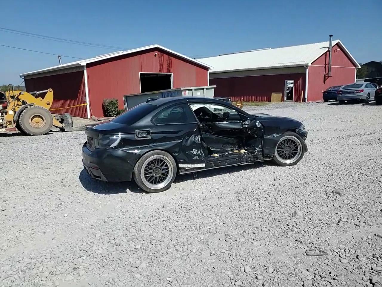 Фото: WBA1J7C50GV359179