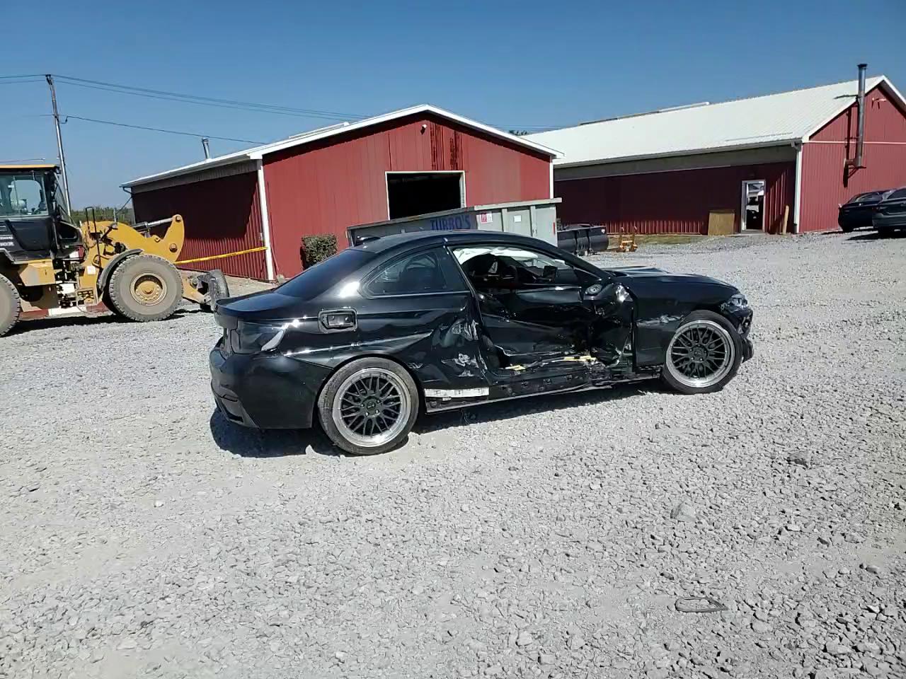 Фото: WBA1J7C50GV359179