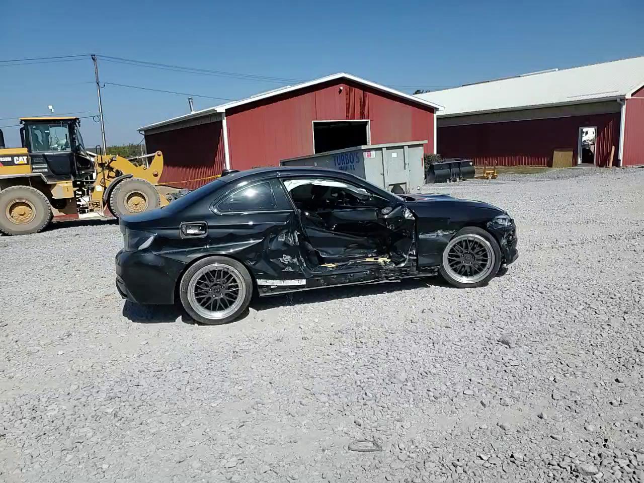 Фото: WBA1J7C50GV359179