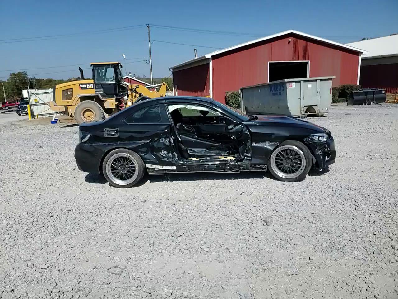 Фото: WBA1J7C50GV359179