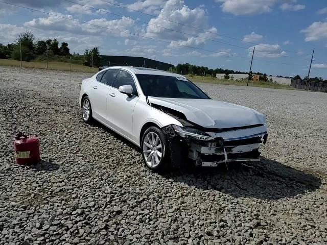 2017 Volvo S90 T6 Momentum VIN: YV1A22MK7H1015228 Lot: 82074615