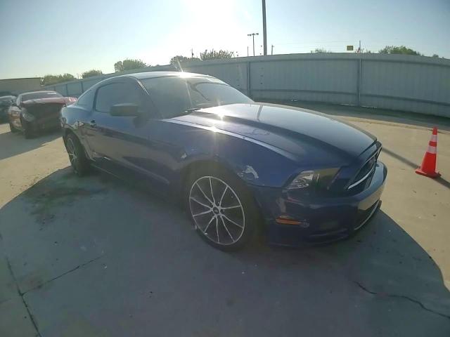 2013 Ford Mustang VIN: 1ZVBP8AM0D5274762 Lot: 84000785