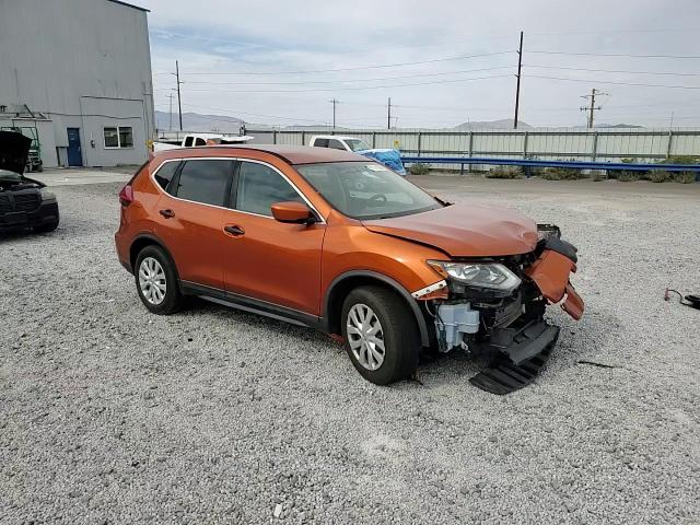 2017 Nissan Rogue Sv VIN: 5N1AT2MN2HC762765 Lot: 81141505