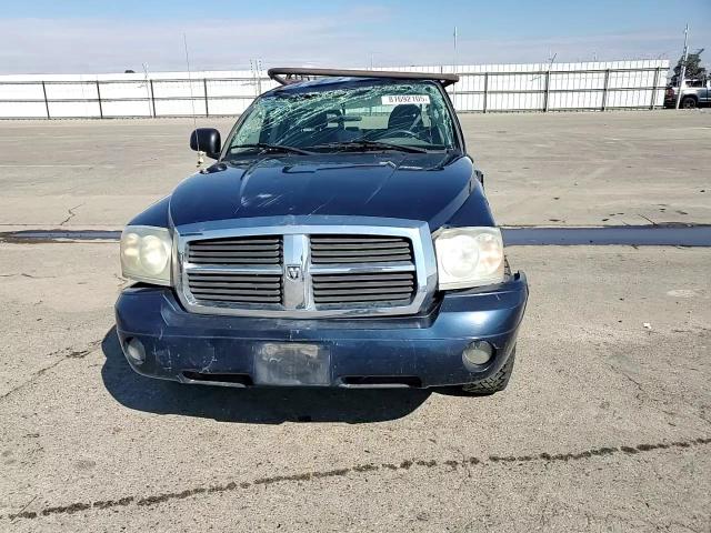 2006 Dodge Dakota Quad Slt VIN: 1D7HE48N36S556379 Lot: 81692105