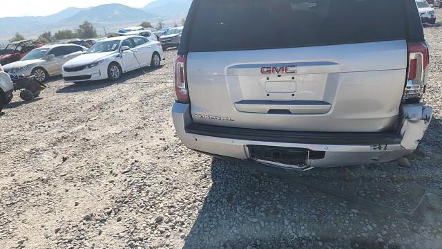 2018 GMC Yukon Xl K1500 Slt VIN: 1GKS2GKC4JR185786 Lot: 71130145