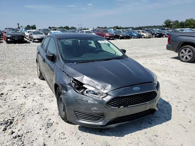 2018 Ford Focus S VIN: 1FADP3E25JL226470 Lot: 80216015