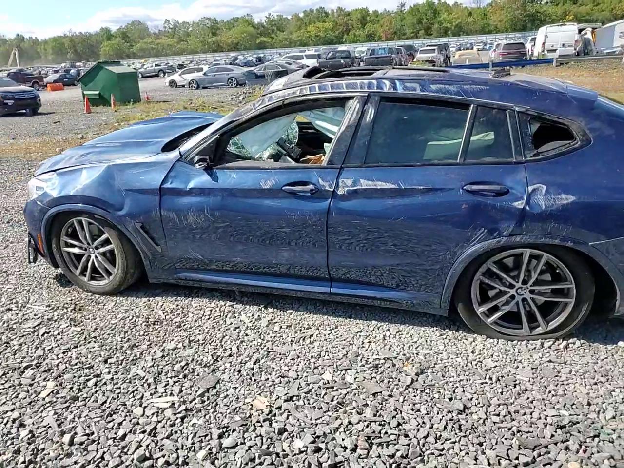 Фото: 5UXUJ5C5XKLA93597