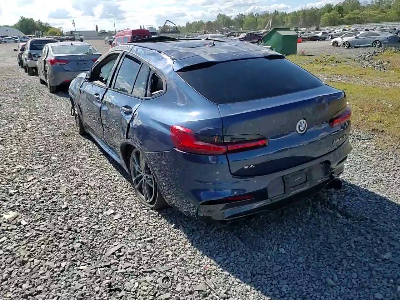 Фото: 5UXUJ5C5XKLA93597