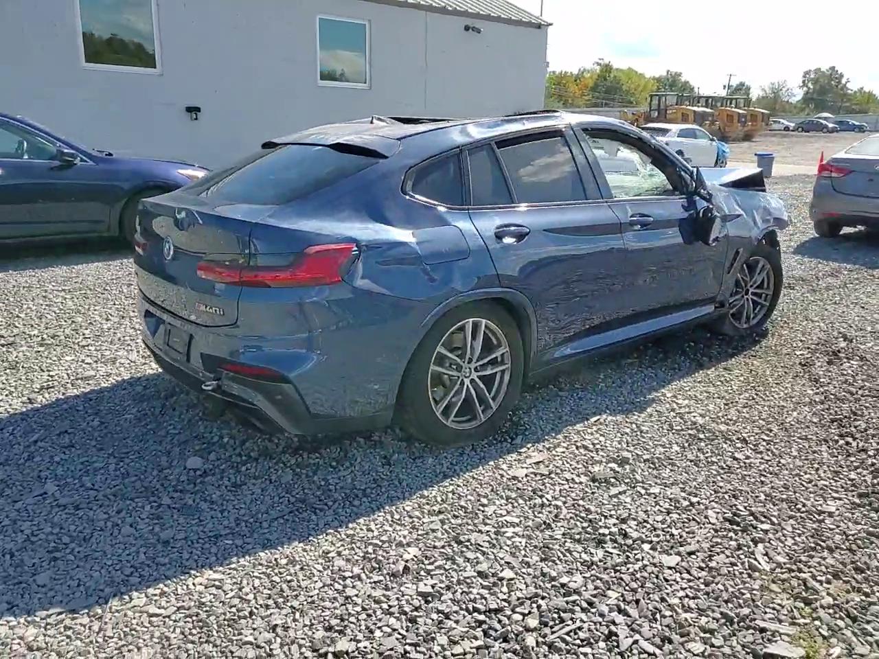 Фото: 5UXUJ5C5XKLA93597