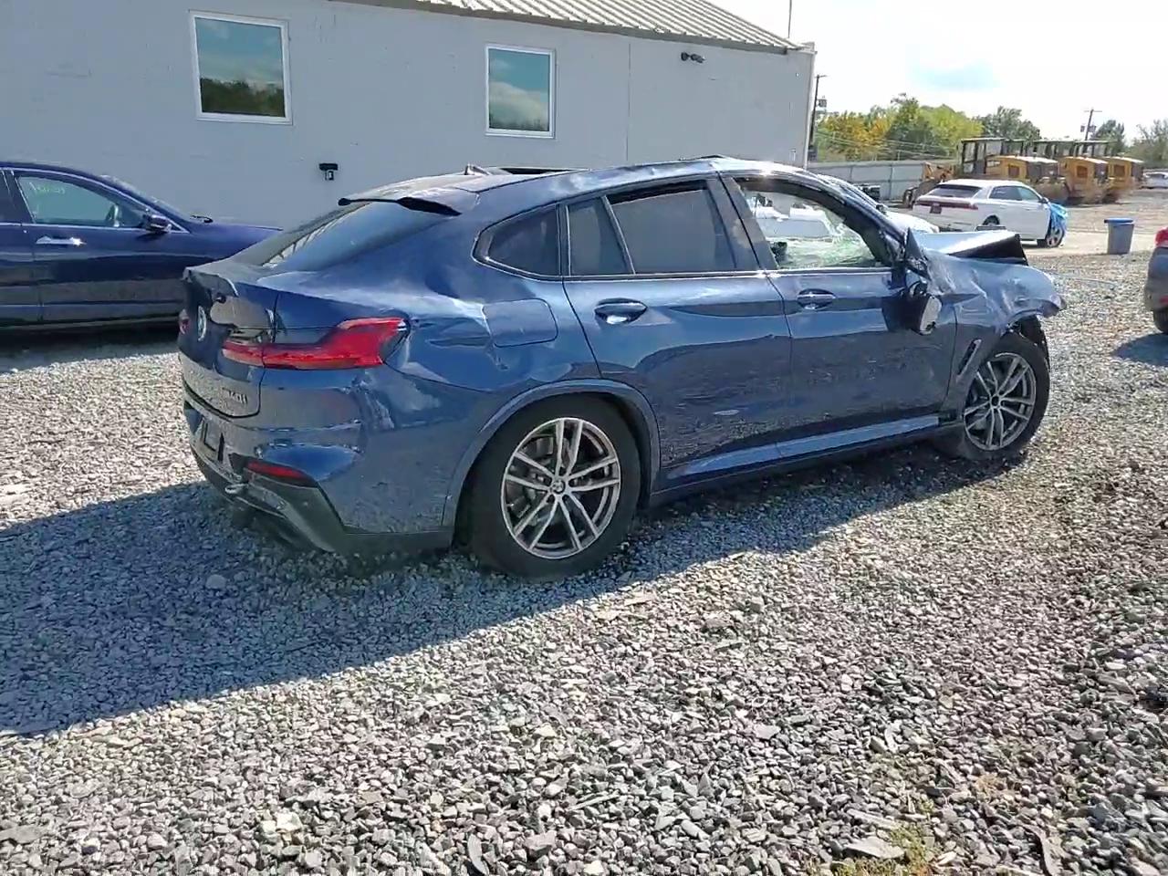 Фото: 5UXUJ5C5XKLA93597